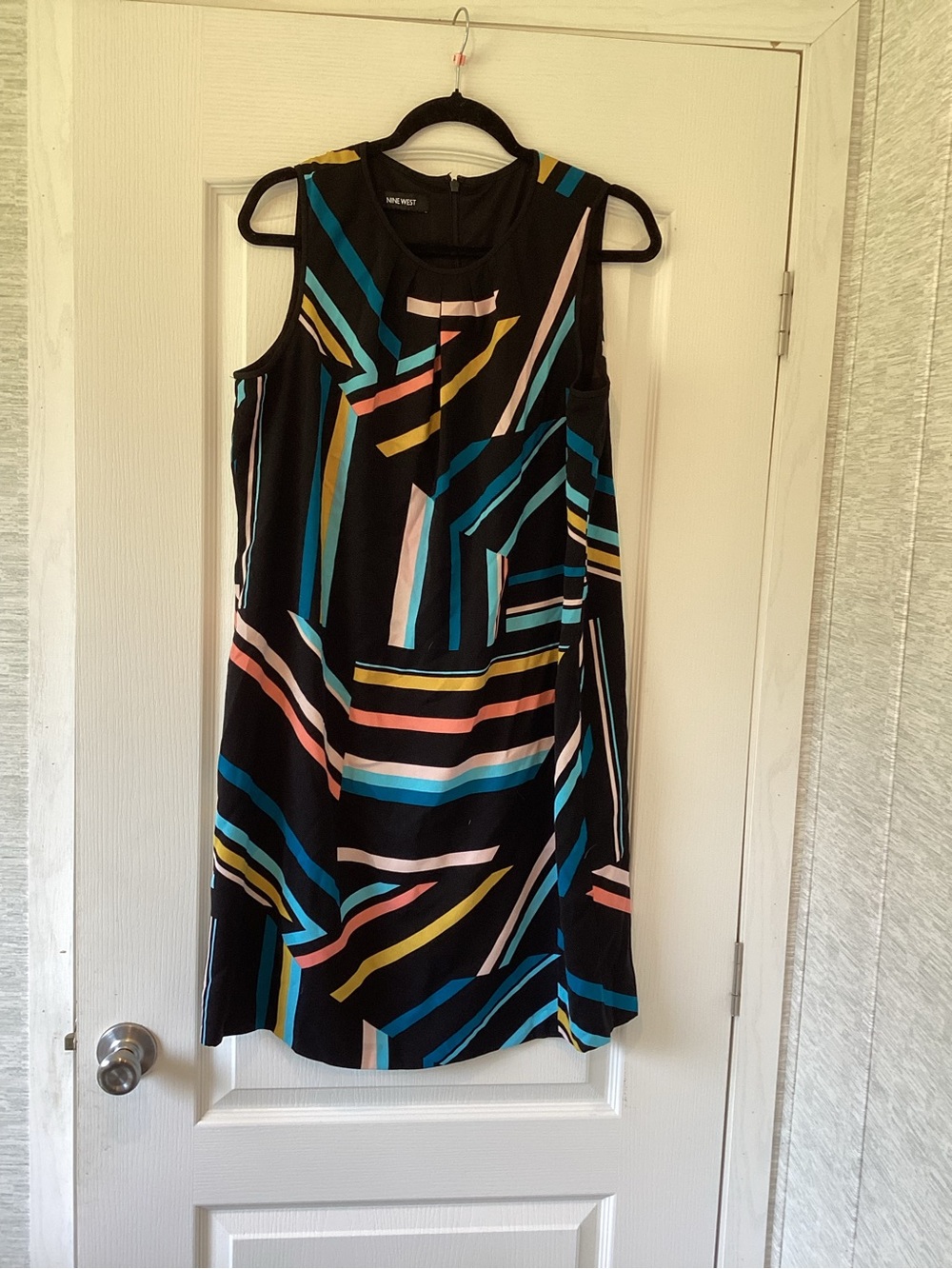 Nine West Black Sleeveless Mini Dress with Multicolor Stripes 1X EUC